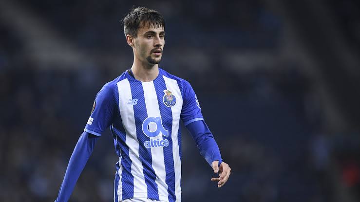 “Exestrella del FC Porto rescinde su contrato con el Pisa SC y anuncia: ‘Voy a volver… a Portugal'”