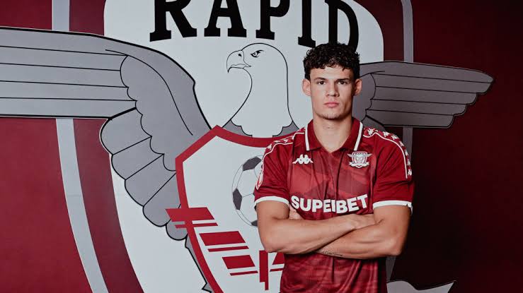 Oficial: FC Rapid București face o mutare importantă pe piața transferurilor! Mijlocașul spaniol de 25 de ani a sosit la București… citește mai mult.