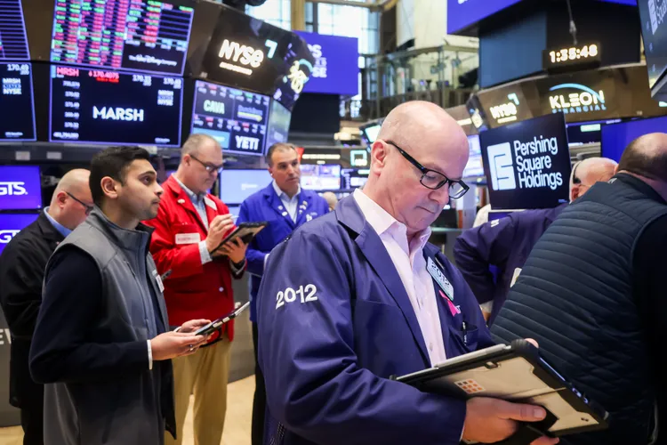 5 Things to Know Before the Stock Market Opens….